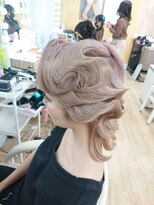 ヘアアンドメイク ゼン ヨコハマ(Hair&Make ZEN YOKOHAMA)&nbsp;オールウェーブ風のヘアセット