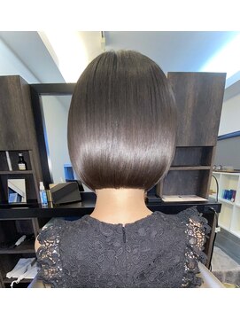 アールサロンプラスキャスパ 自由が丘(Rrsalon+CASPA) 【ツヤ髪】切りっぱなしボブ/ミニボブ/大人ボブ/高濃度水素Tr