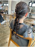 ツイン/編みおろし/ヘアアレンジ/タイトアレンジ/三つ編み