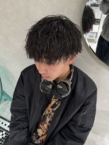 ゼスト リル 新宿(ZEST lill)&nbsp;ツイストスパイラル 縦落ち マッシュパーマ 新宿