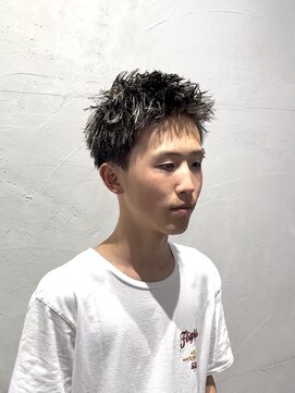 ガオプロデュースバイレボ(gao produced by revo) スパイキーショート/短髪/刈り上げ/ツーブロック/ハイライト