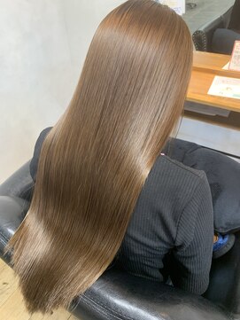 キートス(kiitos) エアリーロング 小顔カット 2wayバング 韓国ヘア 髪質改善 美髪