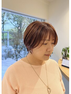 シアン 矢場町店(CYAN.) すっきりだけど丸みショート×オレンジブラウン