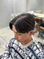 アッシュ 高幡不動店(Ash)&nbsp;メンズ曲がる縮毛矯正センターパートツーブロック刈り上げ