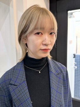 シェノン バイ アランスミシー 表参道(CHAINON by Alan smithee) 2回ブリーチブロンドベージュ！