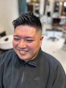 バーバー アカダマ ベリーショート