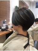 ショートボブ