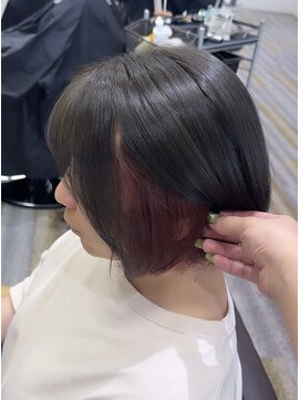 アフューズバイストゥー(Vfuse by StueW) グレージュ×ピンクインナーでさりげなくおしゃれに♪