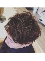 リトル アイズミ バイ ヴィーヴル(little aizumi by BIVRE)&nbsp;ラフパーマ  アップバング