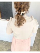 ニド(2do)&nbsp;ダウンポニーアレンジ