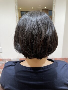 ルシードスタイル クリザンテーム ボブスタイル