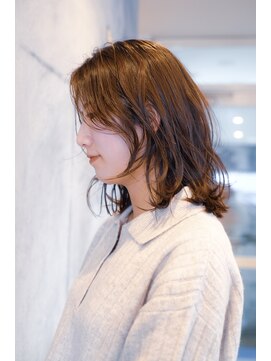 リュニック(Ryunic) 透ける前髪が可愛いミディアムレイヤー