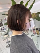 ルートエイチ 市川(Root H)&nbsp;斜めバング斜めバングデザインカラーシルキーベージュ