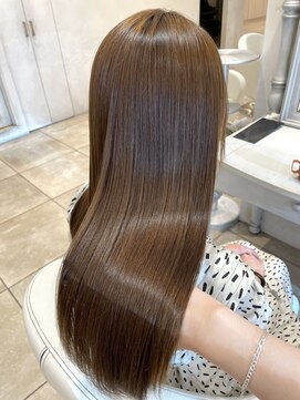 ザックラフィネ(ZACC raffine) 縮毛矯正/柔らかベージュ／艶カラー/