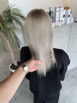 キング 高槻(K!ng) 縮毛矯正髪質改善ハイライトレイヤーカット高槻美容室エクステ