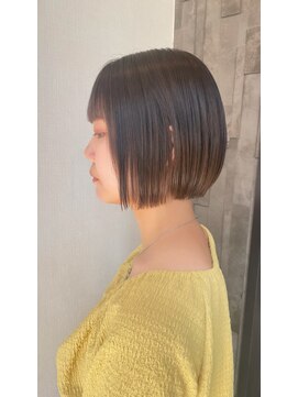 スーリール シュシュ(sourire chouchou) ショートボブ