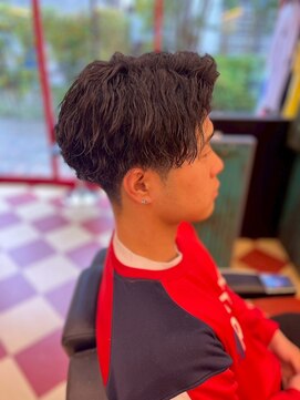 キングスマン トーキョー 国分寺(KINGSMAN TOKYO) ツイストスパイラル