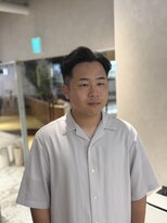 ウノプリールヴァモス(unopulir Vamos)&nbsp;七三分けセンターパート短め