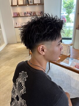 サラビューティーサイト 志免店(SARA Beauty Sight) 【Haru】スパイキージェット／短髪/フェード