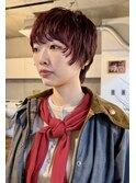 レッドブラウン顔周りカットコンパクトショートフレンチショート