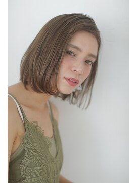 ヘアアンドリラクゼーション ルタ(HAIR＆RELAXATION RUTA) 【RUTA】透け感ストレートボブ/プラチナグレージュ