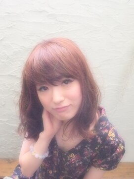 ヘアーミューズ リベロ(hair muse Livero) 【Ｌｉｖｅｒｏ】ゆるふわミディ×ピンクベージュ　３