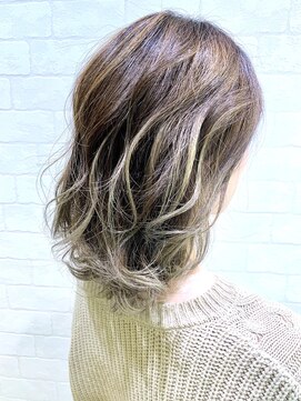 ダスティ 豊科駅前店(Dasty) ホワイトアッシュ×バレイヤージュ