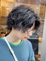 フィフス(fifth) 波巻きスパイラルパーマセンターパートツーブロックフィフス韓国