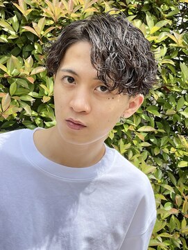 フィフス 名駅(fifth) 波巻きスパイラルパーマセンターパートツイストスパイラル