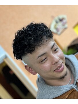 ピシャッとニ代目銀二郎 スペインパーマ