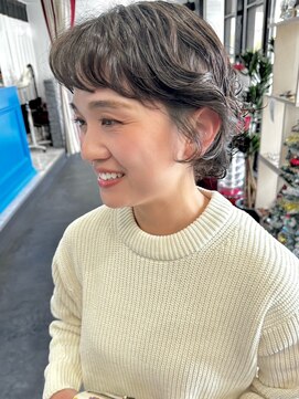 ナービス(NARVIS) オン眉くせ毛風ショートボブ/アッシュベージュ