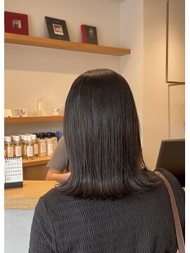 シアン 矢場町店(CYAN.) 乾かすだけでツヤ感ストレート