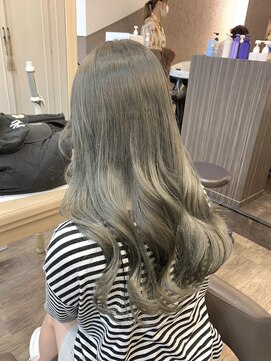 アルターリール(aL ter Rire) カール/セミディ/シアーカラー/姫カット/鎌取/福原遼華