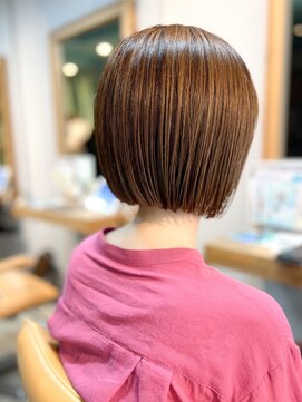 ヘアアンドライフ エジェリデイズ(hair&life egerie days) プツッとボブ・恵比寿髪質改善