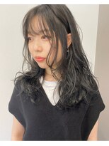 エルガ バイ コバルト(LGA by cobalt)&nbsp;20代30代40代大人可愛いデジタルパーマ抜け感アッシュベージュ