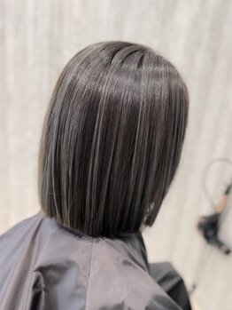 フィンバイナンバー 小山(Fin. by Number.)の写真/白髪が気になる方・白髪染めで痛みが気になる方必見！「白髪ぼかし×髪質改善」で若見え♪
