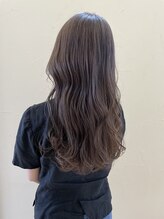 白髪ぼかし、初めての白髪染めもお任せください♪明るくファッション性のあるカラーに★