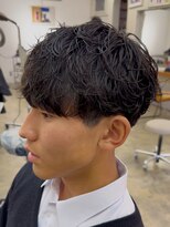 キサイ バズ(kisai BUZZ)&nbsp;kisaiBUZZ 岬　メンズニュアンスシャドウパーマ