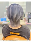 ミディアムウルフ ルーツカラー