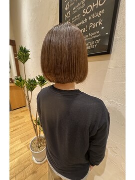 サンカリ イオンモール今治新都市店(SANKARI) 前下がりボブ