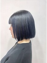 ハウス(HAUS.)&nbsp;ボブヘアー×ネイビーカラー