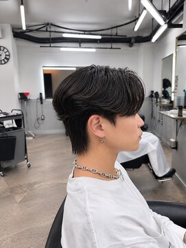 コア 新宿(CORE) 韓国風ナチュラルマッシュウルフ