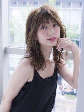 エアー 福岡(AIR) ［air-FUKUOKA　竹石］ 大人カジュアルな鎖骨レイヤー