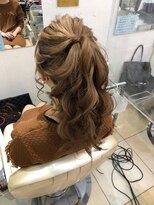 ヘイルジューシー(hail JUICY) 長さ出しのポニーテール
