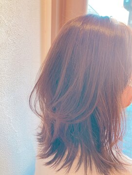 マリーナヘアー(marina hair) ナチュラル　外ハネ