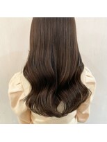 フェリア 梅田(FERIA)&nbsp;【梅田茶屋町】大人かわいいオリーブベージュ