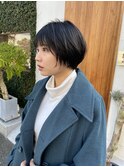 ショートボブ