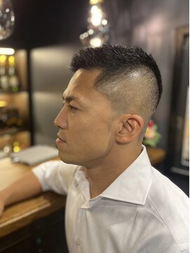 銀座 シノ 本店(shino) 【銀座理容室】フェードスタイル