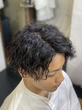 エイト(8 eight) ツイストスパイラル×センターパート