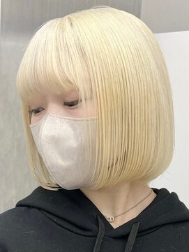 ウィコ 新宿(WICO) ブロンドベージュ[新宿駅/グレーベージュ/レイヤーロング]